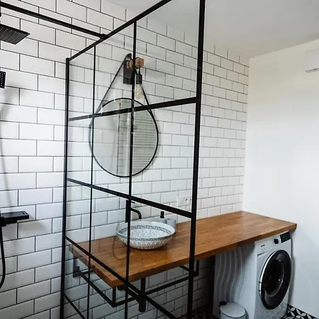 Ah Vusch Inovecka 2 * Kassa