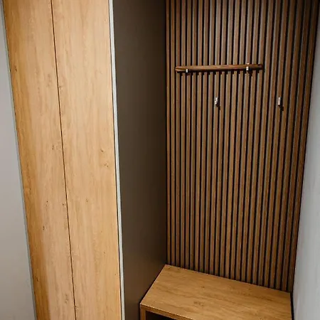 Ah Vusch Inovecka 2 Apartman *