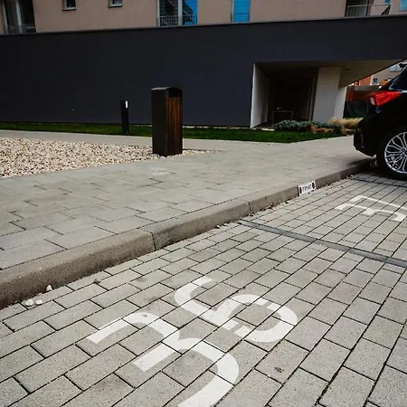 Ah Vusch Inovecka 2 *